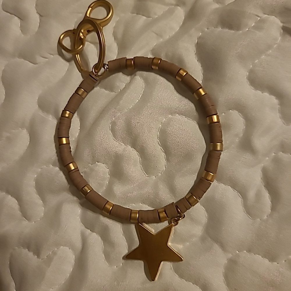 Bracelet Keychain - Picture 2 of 2